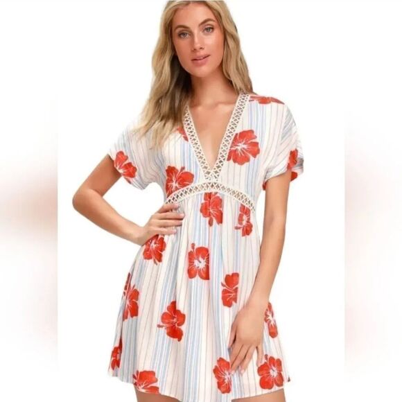 NEW Lulu's Pretty Mama White Tropical Print Lace-Up Short Sleeve Dress Size Med - Picture 5 of 12